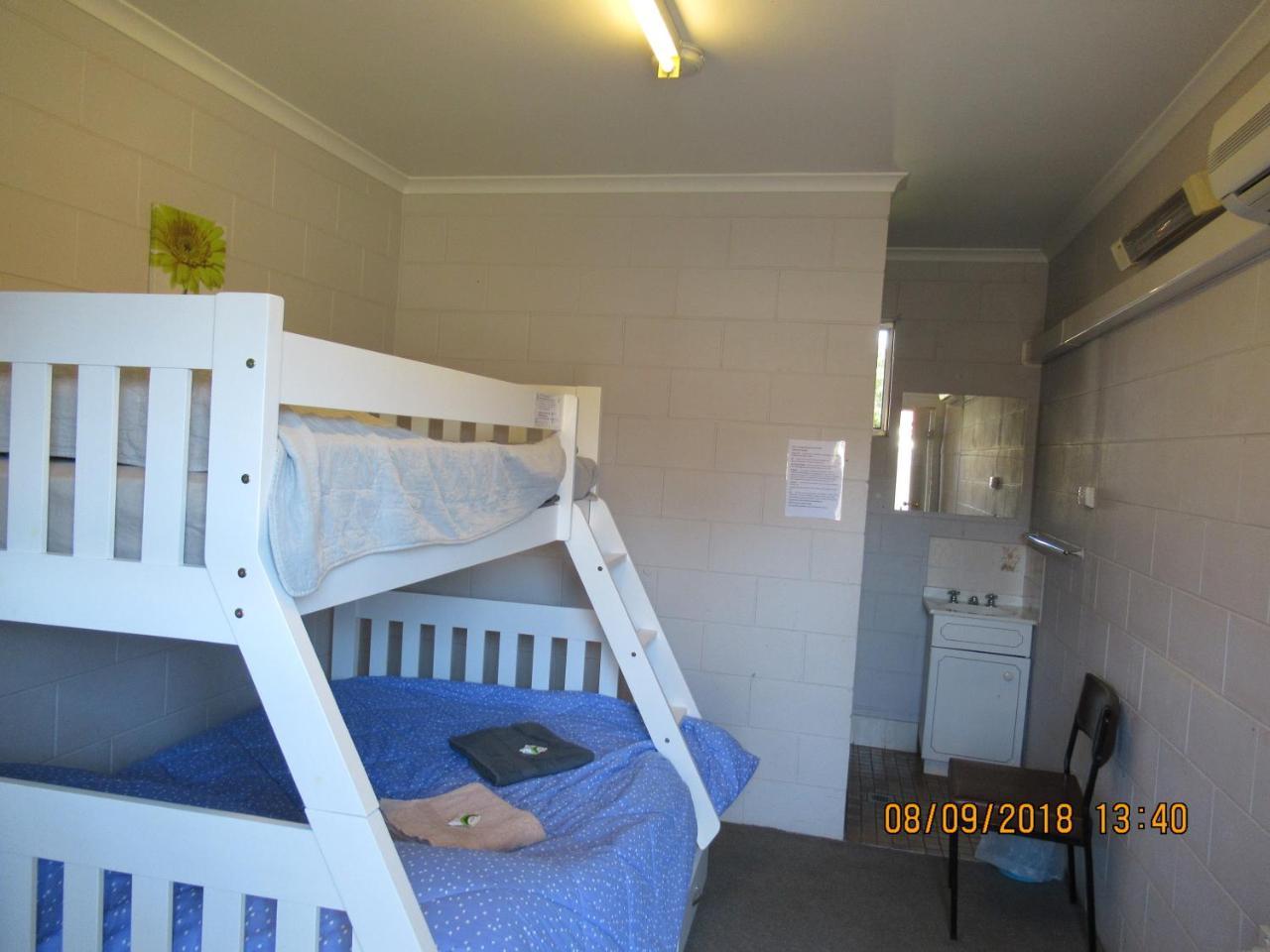Rankins Springs Motel Exterior photo